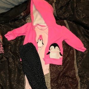 Penguin matching set